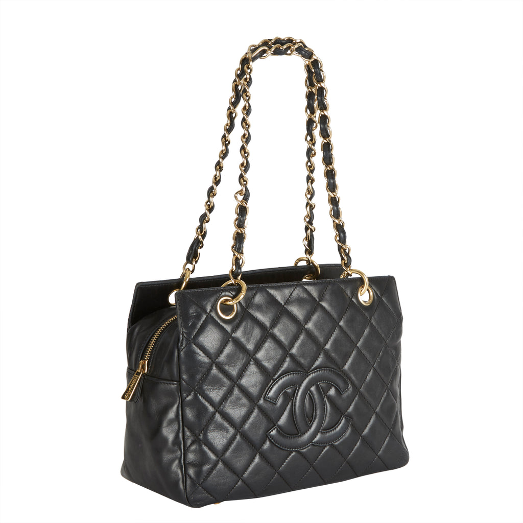 Chanel lambskin shoulder bag